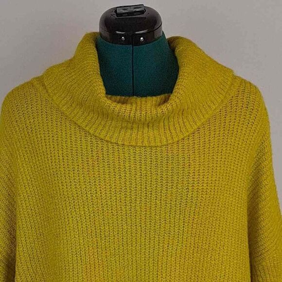 Ladies cowl neck sweater NWT - Picture 2 of 9
